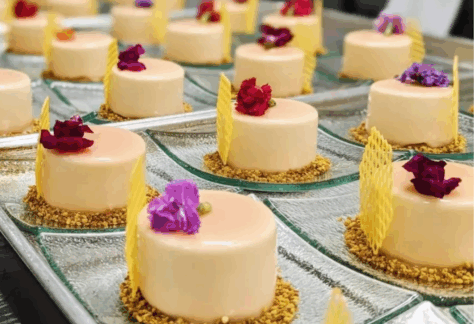mini cheesecakes on plates